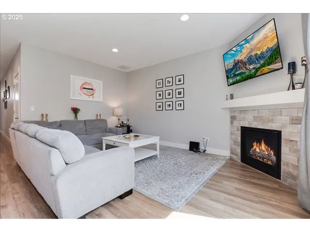 $576,500 | 2754 Inna Avenue Northwest, Salem, OR 97304