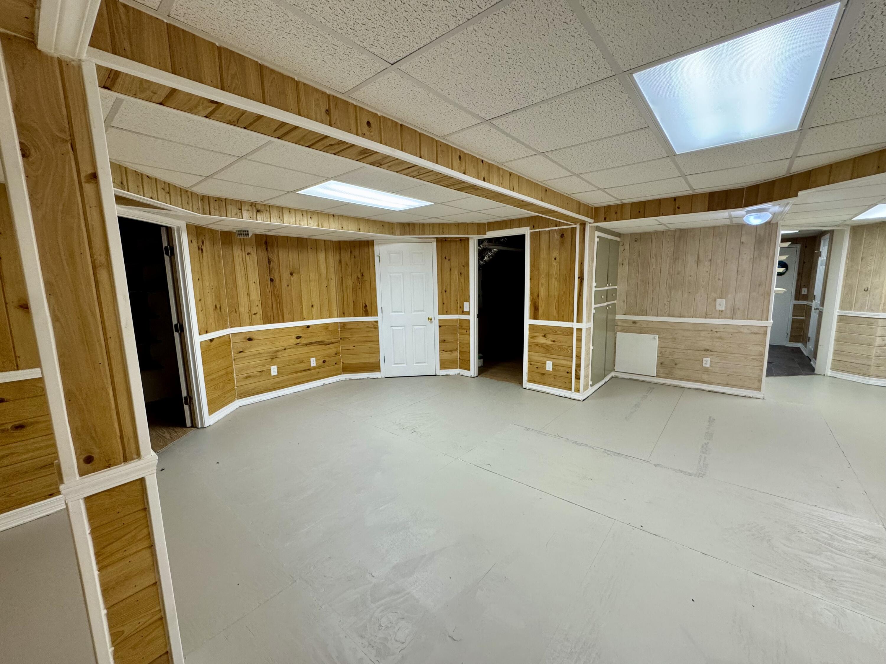 5644 Old Bethel Road Crestview, FL 32536 - Photo 35 of 54 a view of an empty room