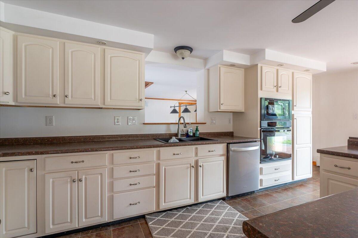 317 Augusta Road Washington, ME 04574 - Photo 10 of 49 317 Augusta Rd, Washington