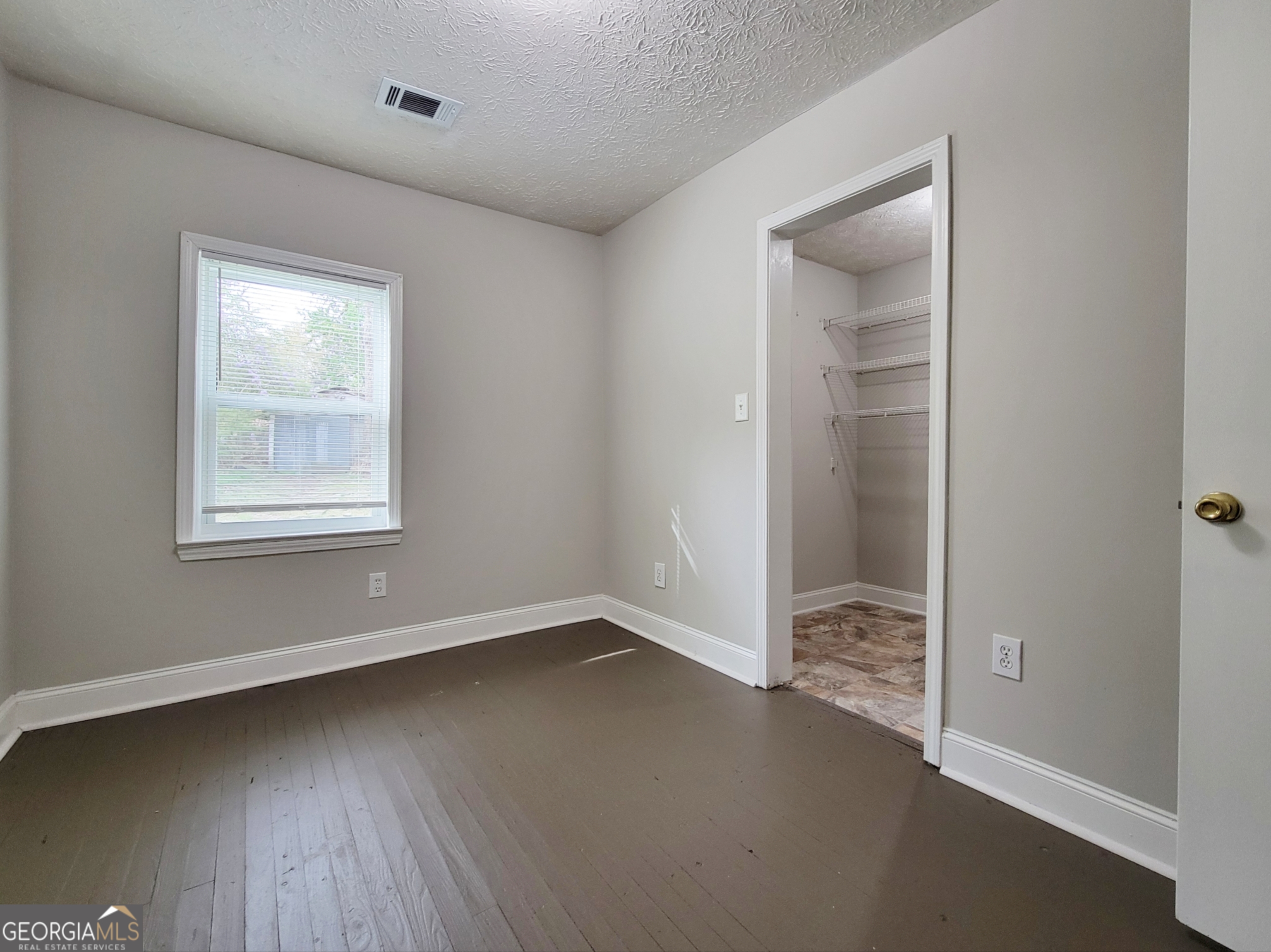 248 Grove Street Winder, GA 30680 - Photo 6 of 9