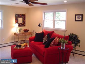 250 Bobbin Mill Road Media, PA 19063 - Photo 4 of 6 Family Room