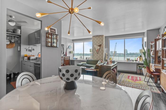 200 Riverside Boulevard, Unit 5L Manhattan, NY 10069 - Photo 3 of 13 a living room with furniture