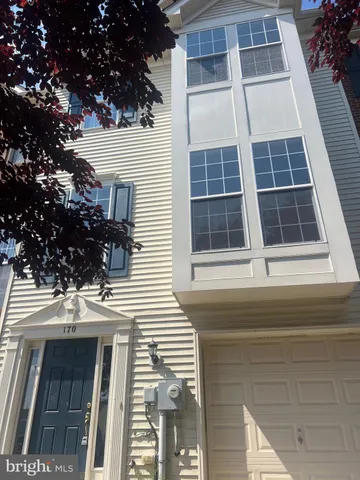 $1,900 | 170 Oxbow Drive, Strasburg, VA 22657