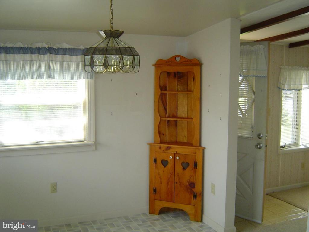 127 Greider Avenue Rheems, PA 17022 - Photo 8 of 17 Gallery Image 8