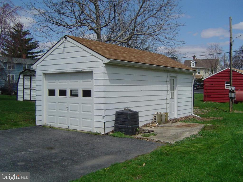 127 Greider Avenue Rheems, PA 17022 - Photo 10 of 17 Gallery Image 10