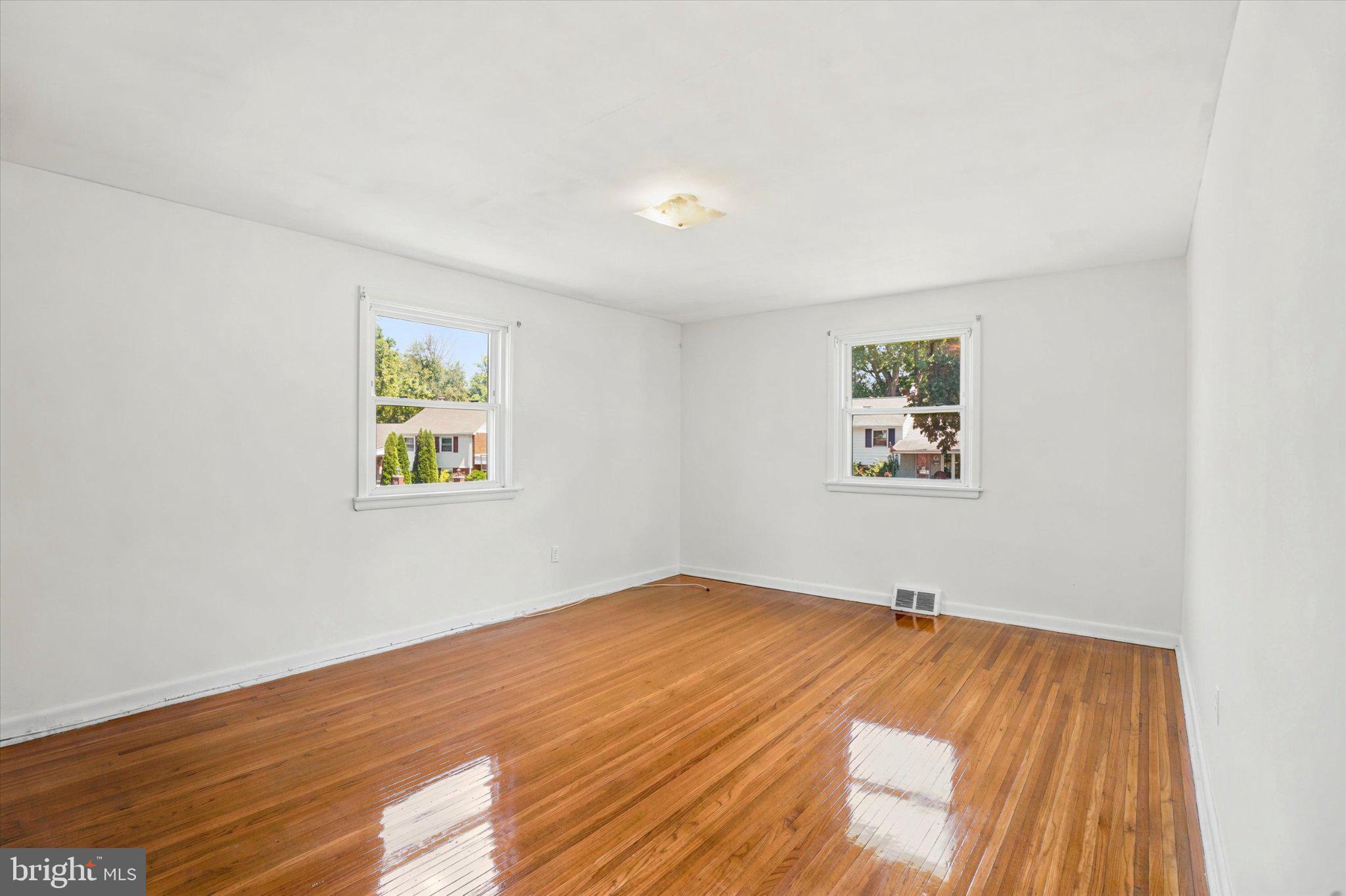 400 Rittenhouse Circle Havertown, PA 19083 - Photo 14 of 26