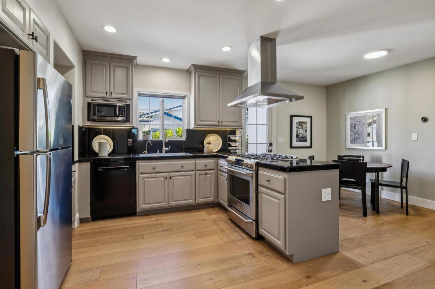 559 South Taaffe Street Sunnyvale, CA 94086 - Photo 15 of 46