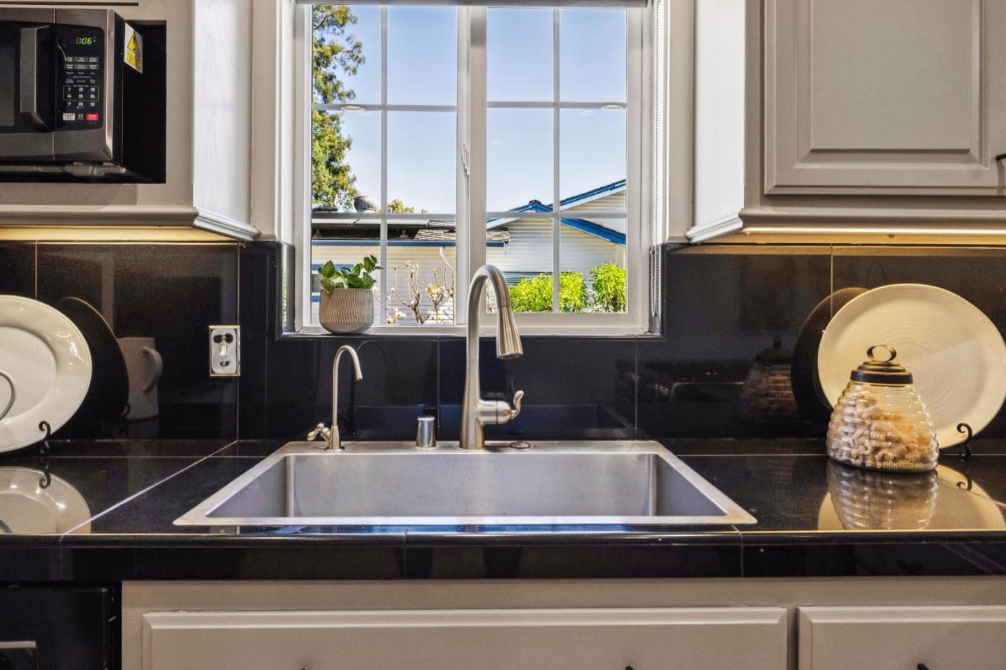 559 South Taaffe Street Sunnyvale, CA 94086 - Photo 17 of 46