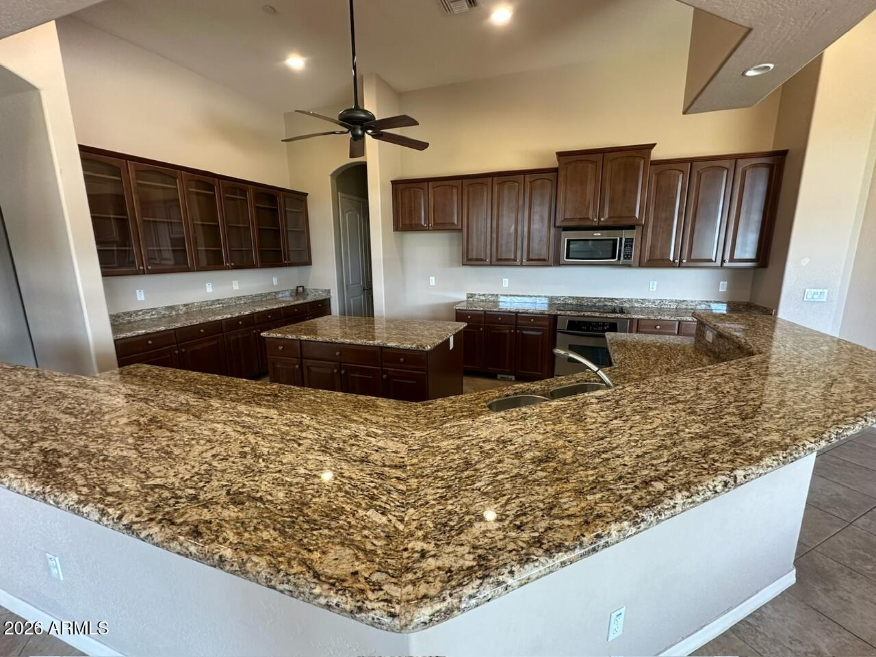 10024 West Jj Ranch Road Peoria, AZ 85383 - Photo 2 of 3 20260320185803560063000000-o