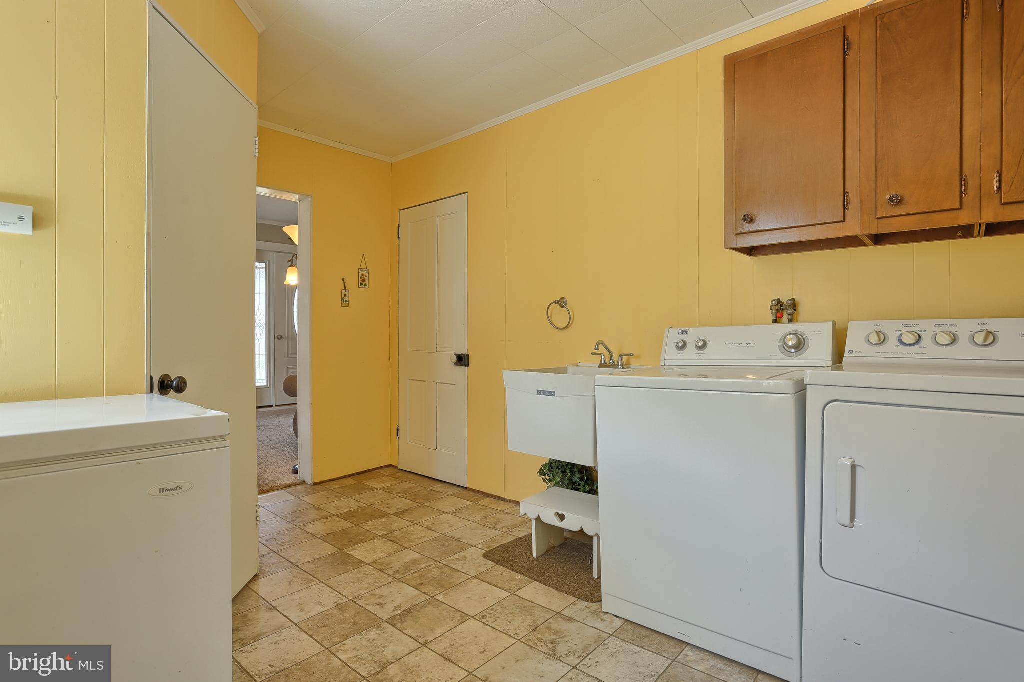 541 Schubert Road Bethel, PA 19507 - Photo 18 of 35 1st Floor Laundry Room with Wash Sink & Powder Rm.