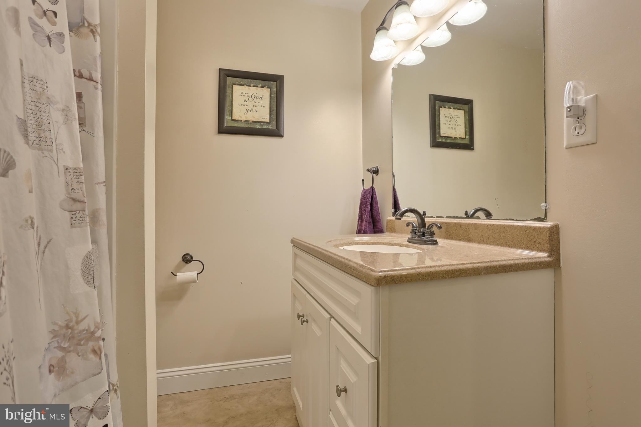 541 Schubert Road Bethel, PA 19507 - Photo 21 of 35 Full Hallway Bathroom on 2nd Floor