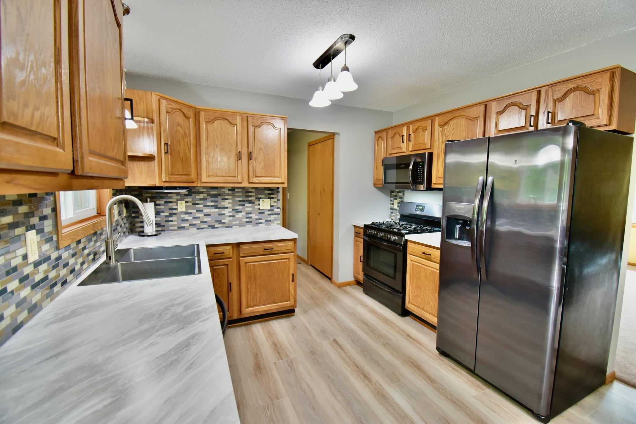 2404 76th Street Princeton, MN 55371 - Photo 3 of 36