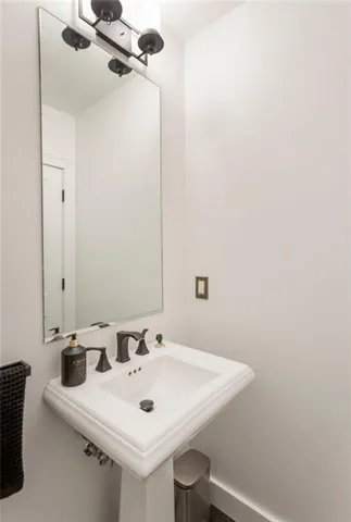 $209,000 | 57 Forsyth Street Northwest, Unit 5F, Atlanta, GA 30303