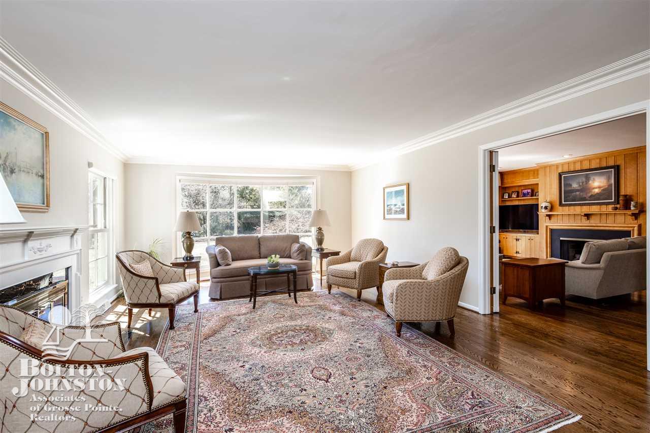 53 Stonehurst Road Grosse Pointe Shores, MI 48236 - Photo 11 of 71