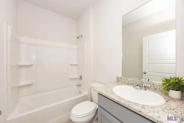 $2,000 | 1009 Renova Drive, Baton Rouge, LA 70820