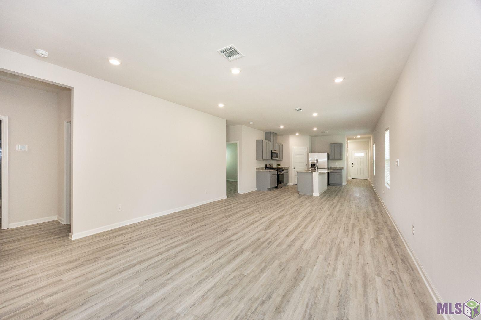 1009 Renova Drive Baton Rouge, LA 70820 - Photo 3 of 25