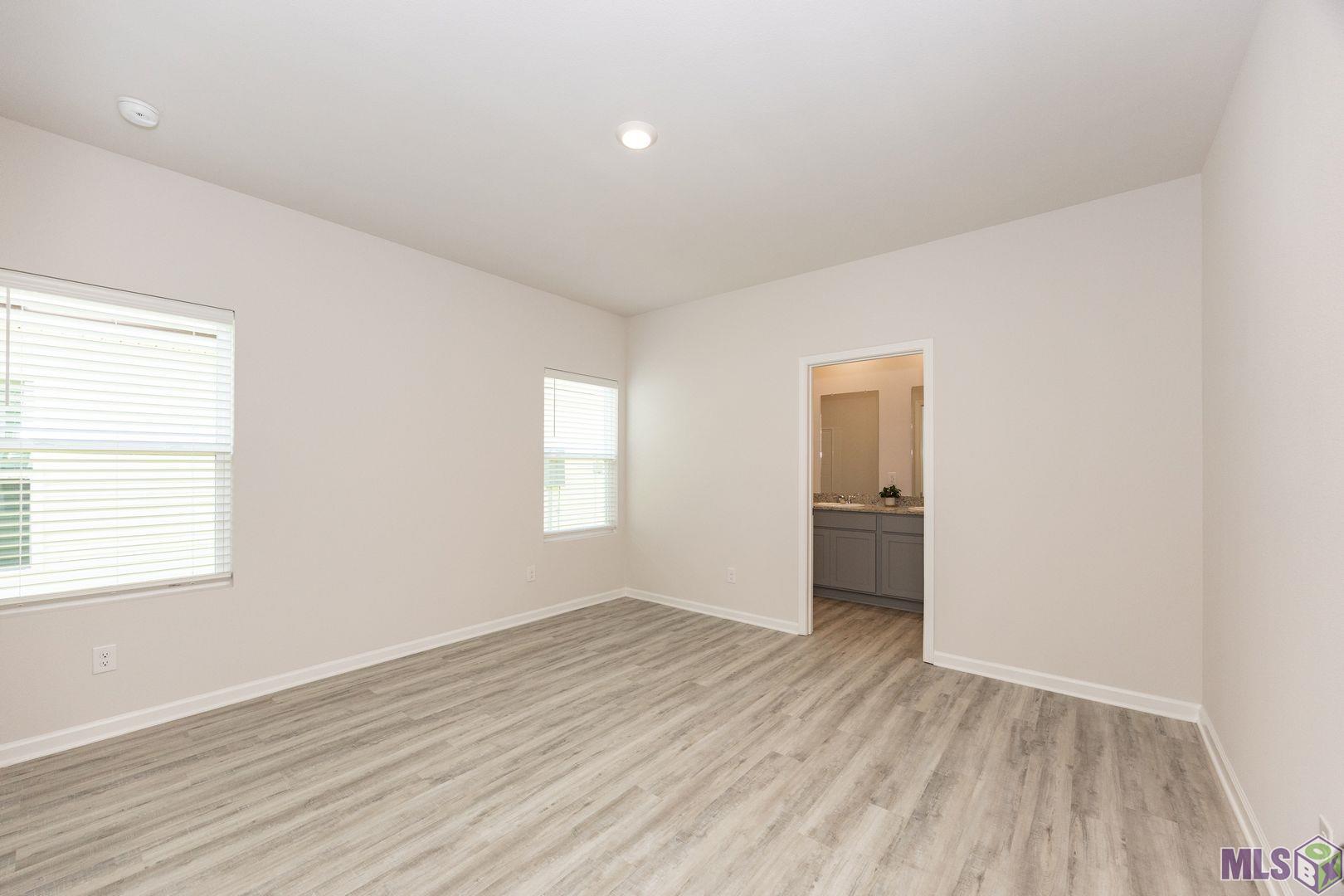 1009 Renova Drive Baton Rouge, LA 70820 - Photo 5 of 25