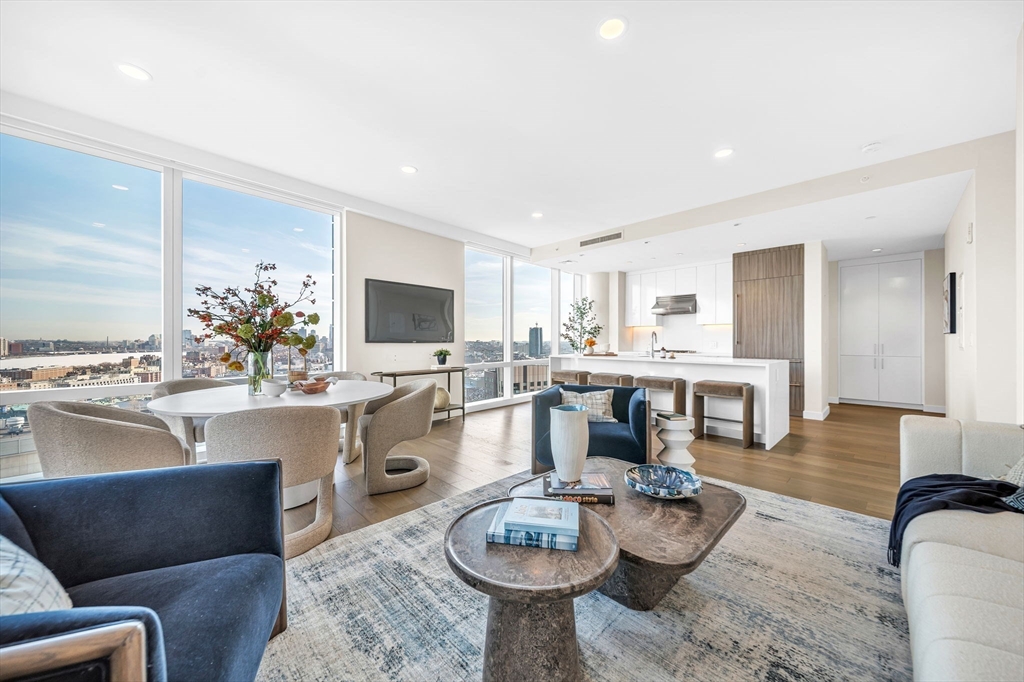 188 Brookline Avenue, Unit 22K Boston, MA 02215 - Photo 2 of 16