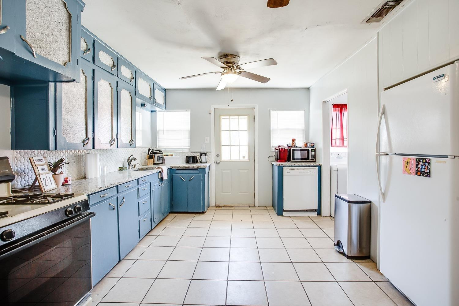 3411 28th Street Lubbock, TX 79410 - Photo 9 of 18 Photo 10