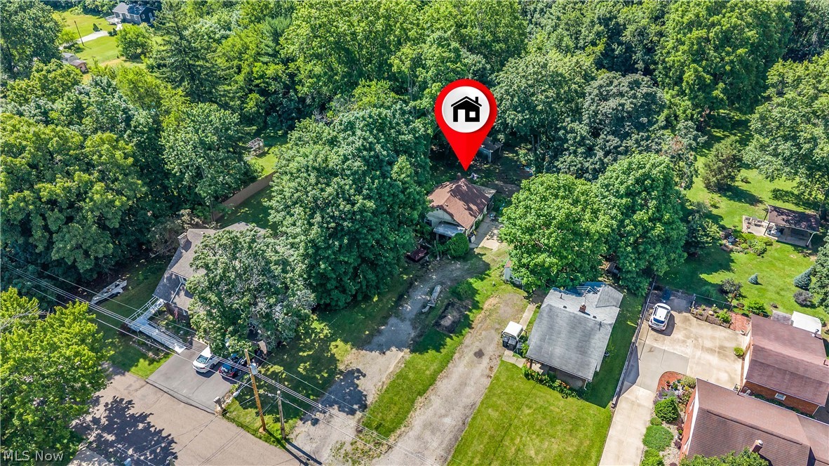 1664 Woods Road Akron, OH 44306 - Photo 10 of 17