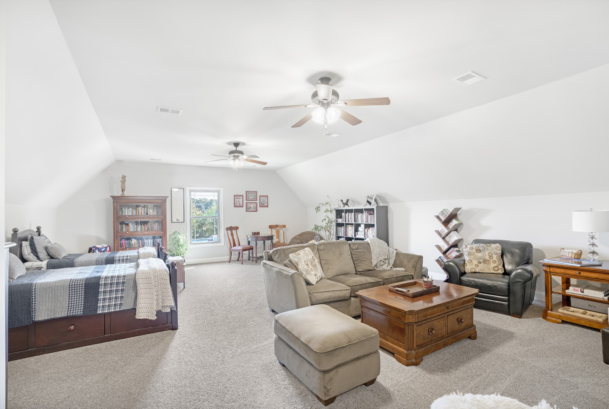 5065 Pickering Road Clarksville, TN 37043 - Photo 27 of 35 a living room with furniture kitchen view and a chandelier