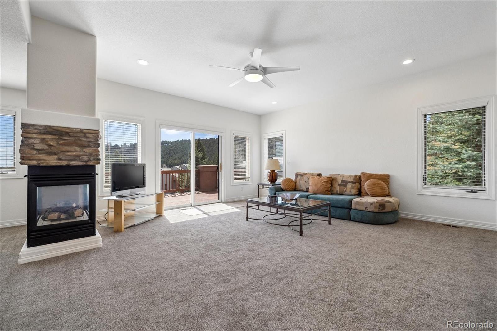 593 Ridgeside Drive Golden, CO 80401 - Photo 9 of 50
