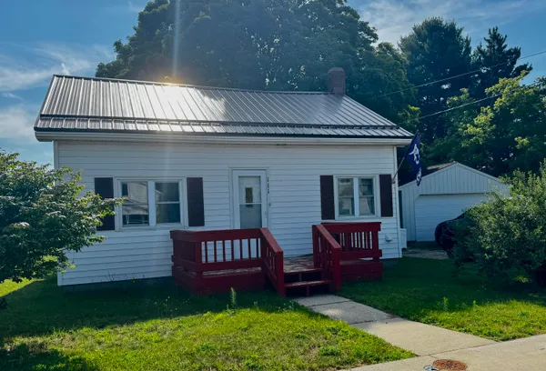 $139,900 | 111 South Hemlock Street, Evart, MI 49631