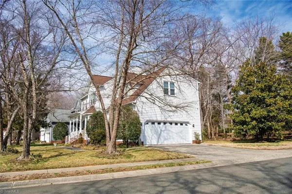 $395,000 | 400 Doral Court, Mebane, NC 27302