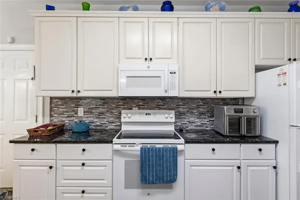 $395,000 | 400 Doral Court, Mebane, NC 27302