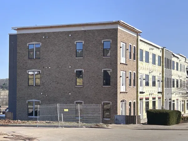 $434,900 | 2060 Tollgate Boulevard, Unit 201, Thompson's Station, TN 37179