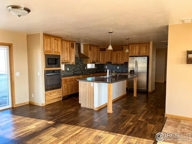 $675,000 | 46010 County Road 77, Briggsdale, CO 80611