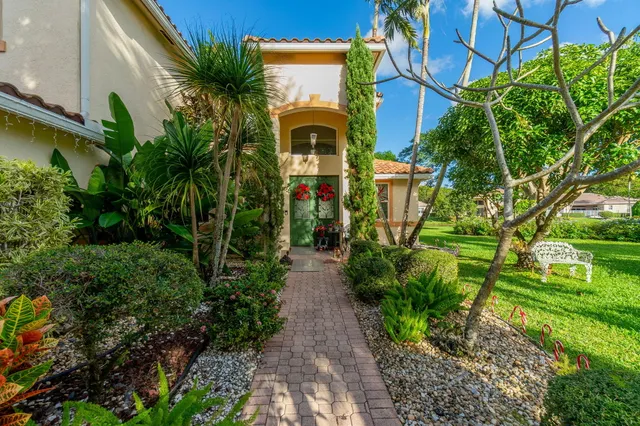 $825,000 | 4960 Northwest 53rd Avenue, Coconut Creek, FL 33073