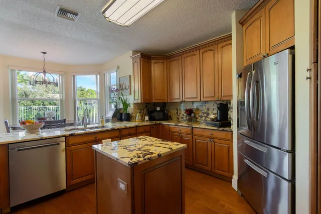 $849,750 | 4960 Northwest 53rd Avenue, Coconut Creek, FL 33073