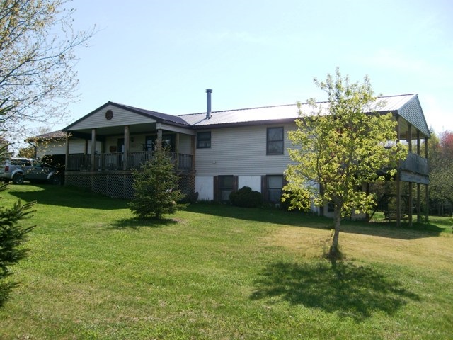 6858 Butler Road Southwest South Boardman, MI 49680 - Photo 2 of 51 1832305-1.JPG