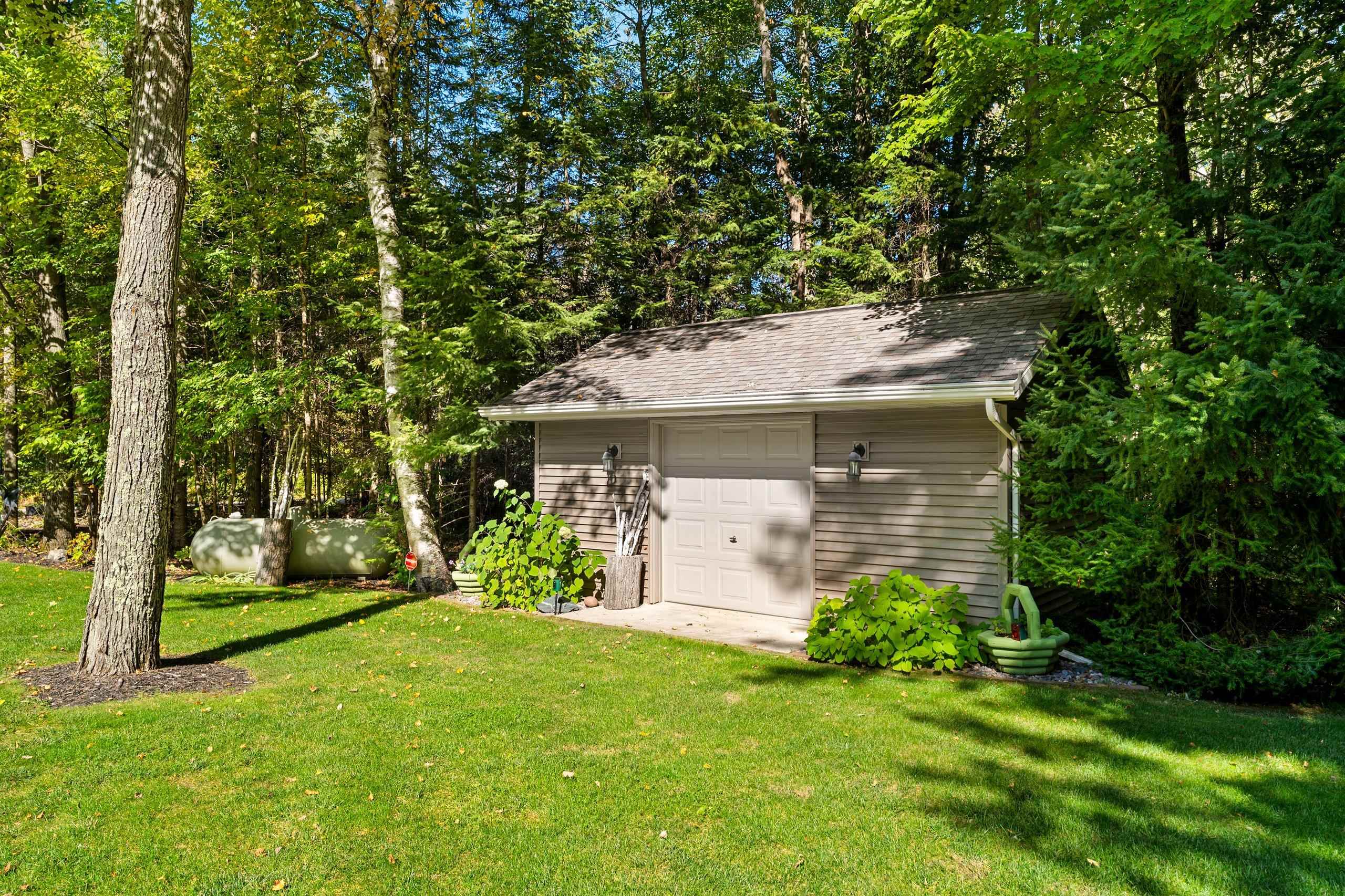 W6005 Lake Road Wausaukee, WI 54177 - Photo 44 of 65 Gallery Image 44