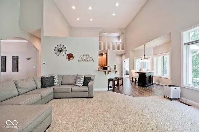 $719,900 | 7844 North Timber Run Court, Indianapolis, IN 46256