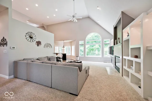 $719,900 | 7844 North Timber Run Court, Indianapolis, IN 46256