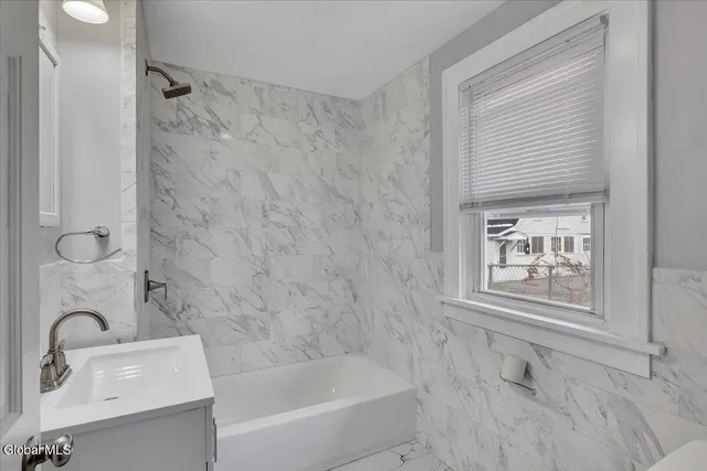 $314,900 | 1231 North Westcott Road, Rotterdam, NY 12306