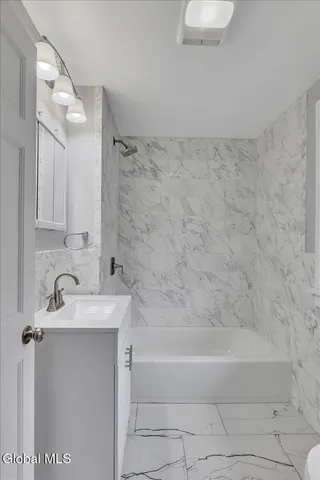 $314,900 | 1231 North Westcott Road, Rotterdam, NY 12306