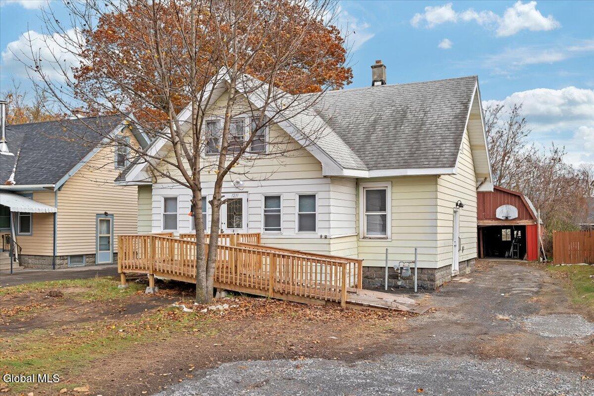 1231 North Westcott Road Rotterdam, NY 12306 - Photo 2 of 41 02-P1607363