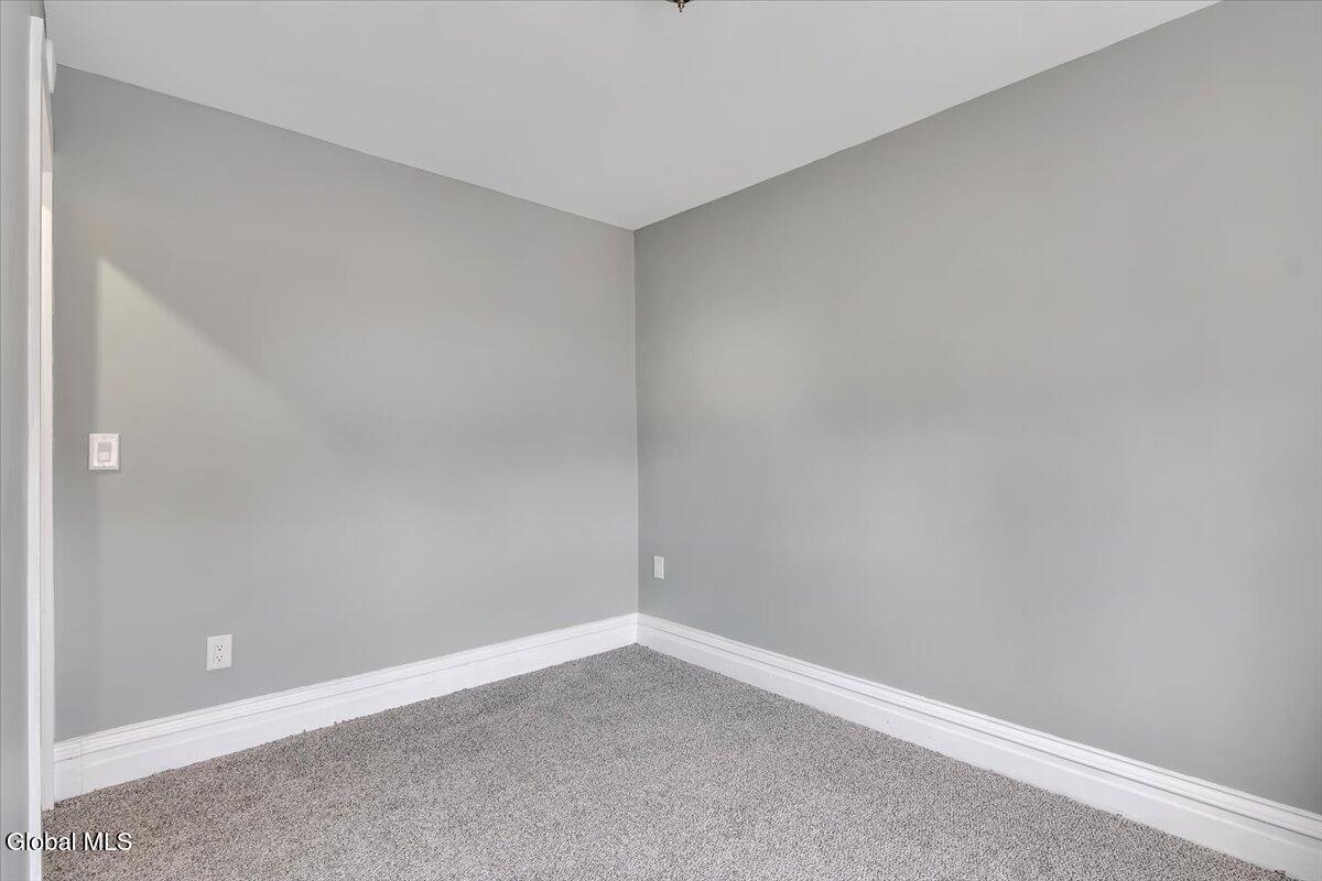 1231 North Westcott Road Rotterdam, NY 12306 - Photo 28 of 41 28-P1607550