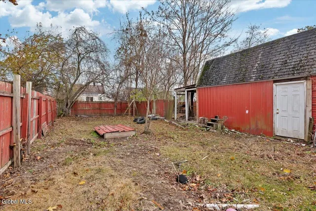 $314,900 | 1231 North Westcott Road, Rotterdam, NY 12306