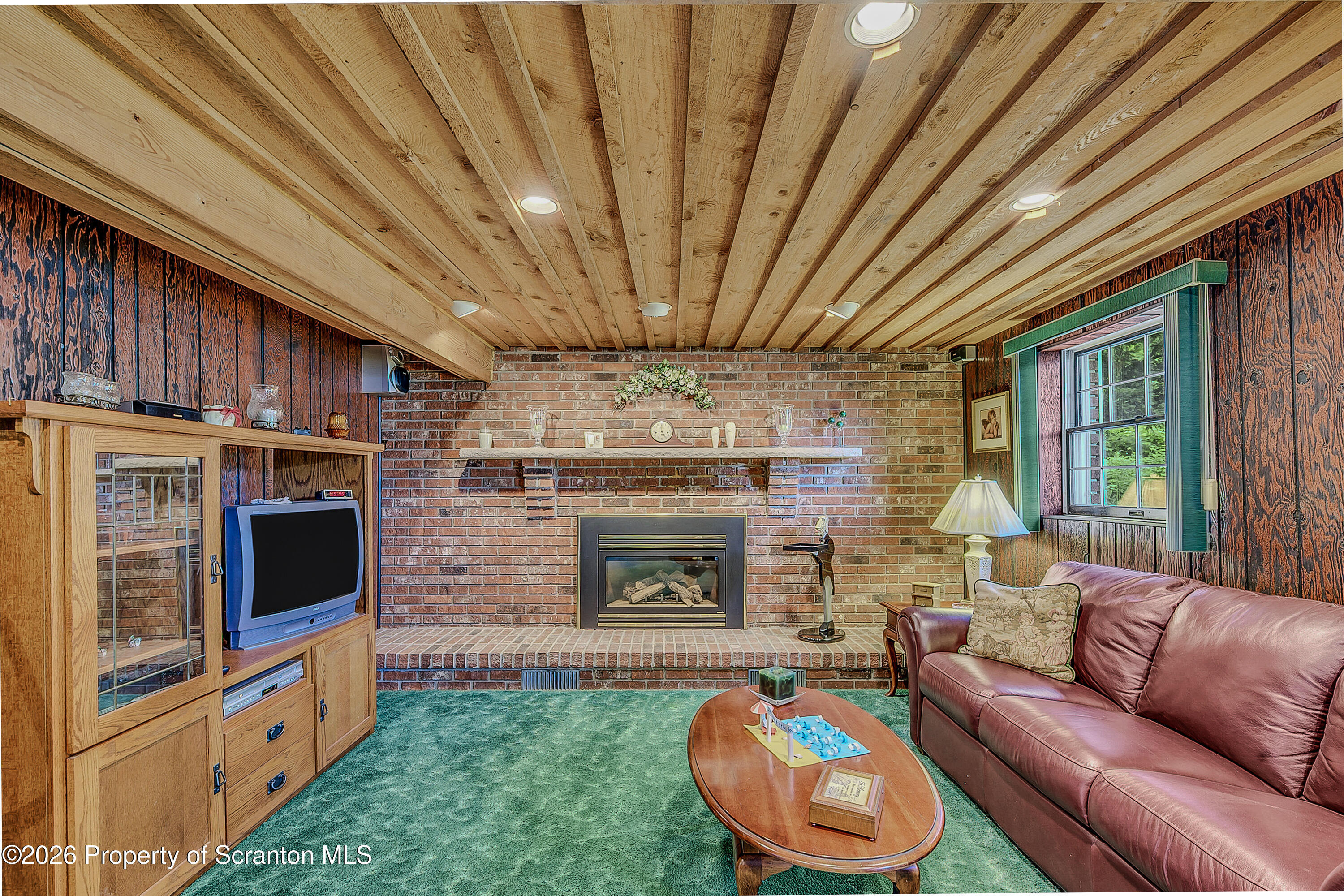 1735 Bulwer Street Scranton, PA 18504 - Photo 42 of 49 Family Room