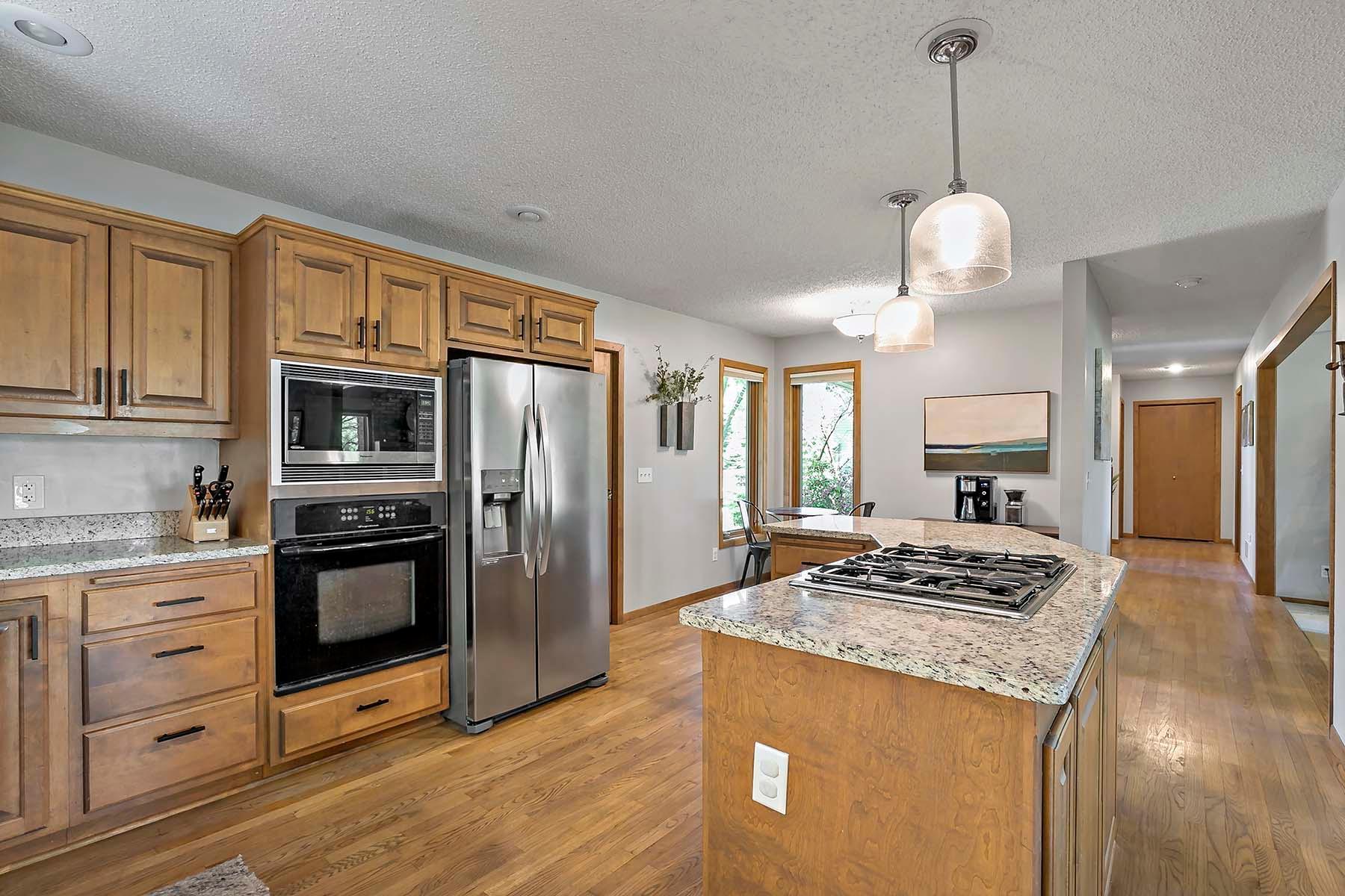 2782 Piper Ridge Lane Chanhassen, MN 55331 - Photo 16 of 52 Gallery Image 16