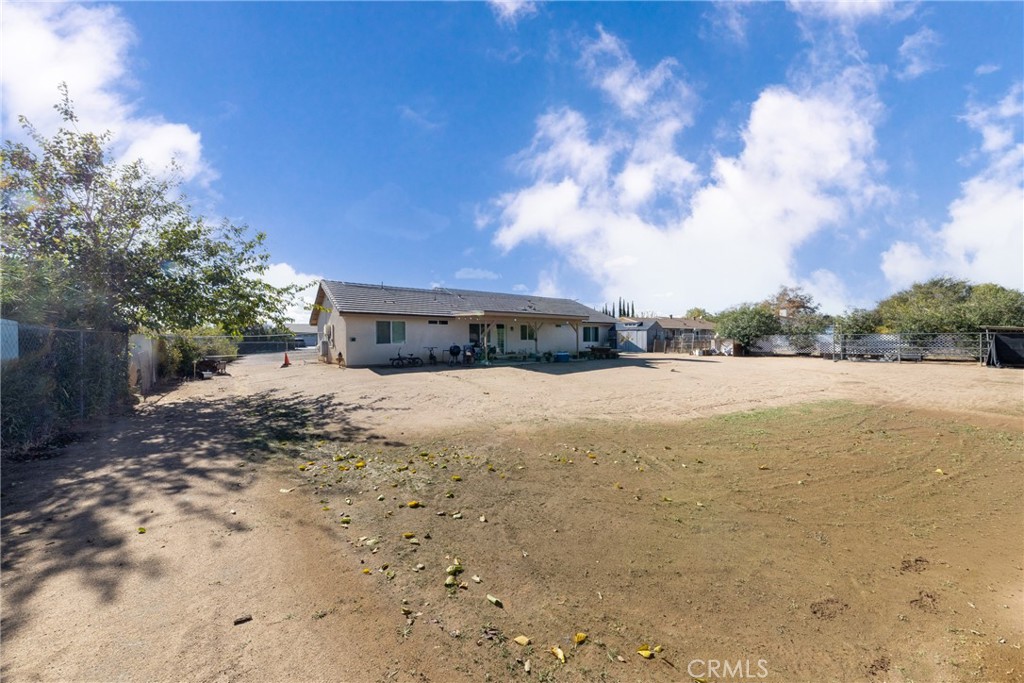 14632 Maricopa Road Victorville, CA 92392 - Photo 29 of 43