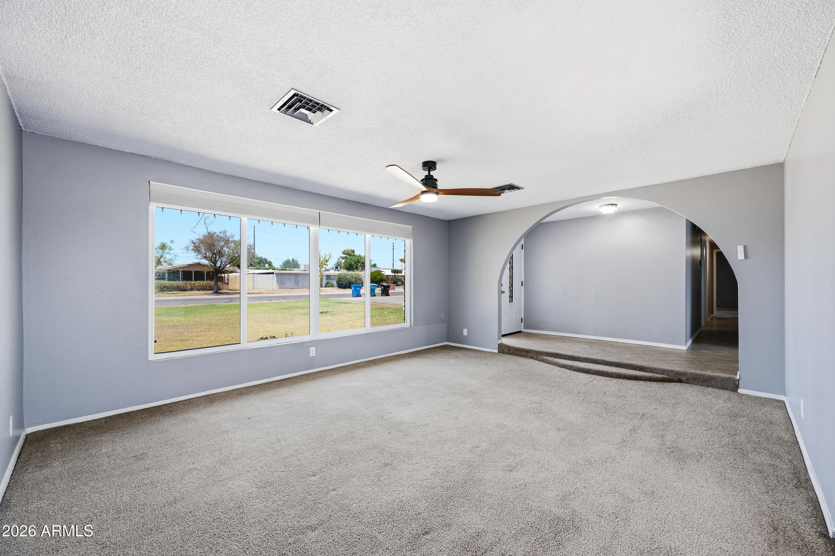 3737 West Griswold Road Phoenix, AZ 85051 - Photo 4 of 27 4-3737WGA-ocupix-