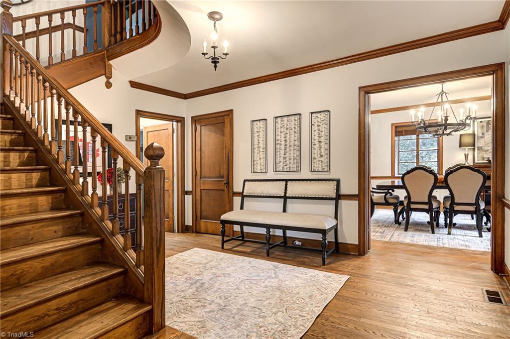 217 South Pine Valley Road Winston-Salem, NC 27104 - Photo 2 of 32