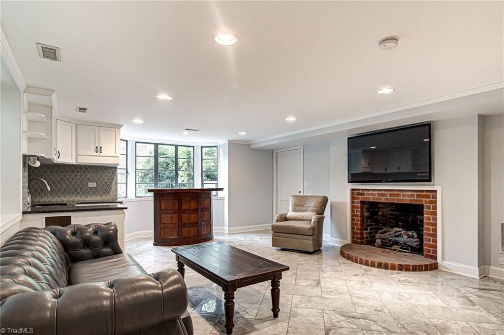 217 South Pine Valley Road Winston-Salem, NC 27104 - Photo 27 of 32