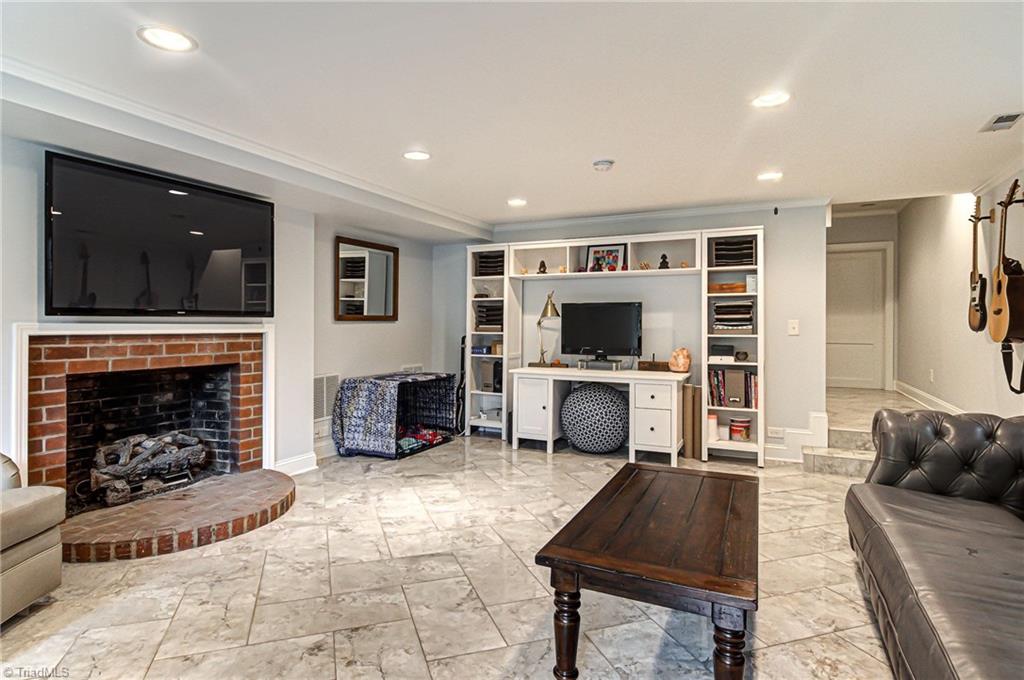 217 South Pine Valley Road Winston-Salem, NC 27104 - Photo 28 of 32