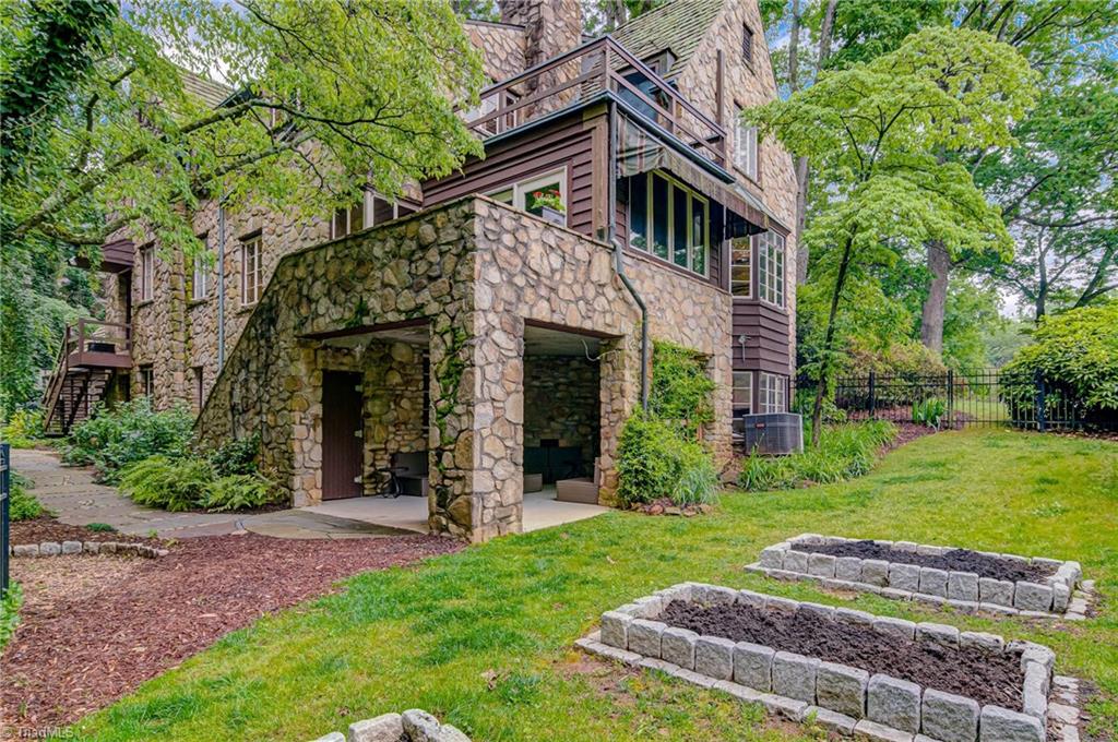 217 South Pine Valley Road Winston-Salem, NC 27104 - Photo 30 of 32